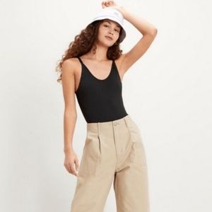 - Levi’s "Jade" black bodysuit women size SMALL